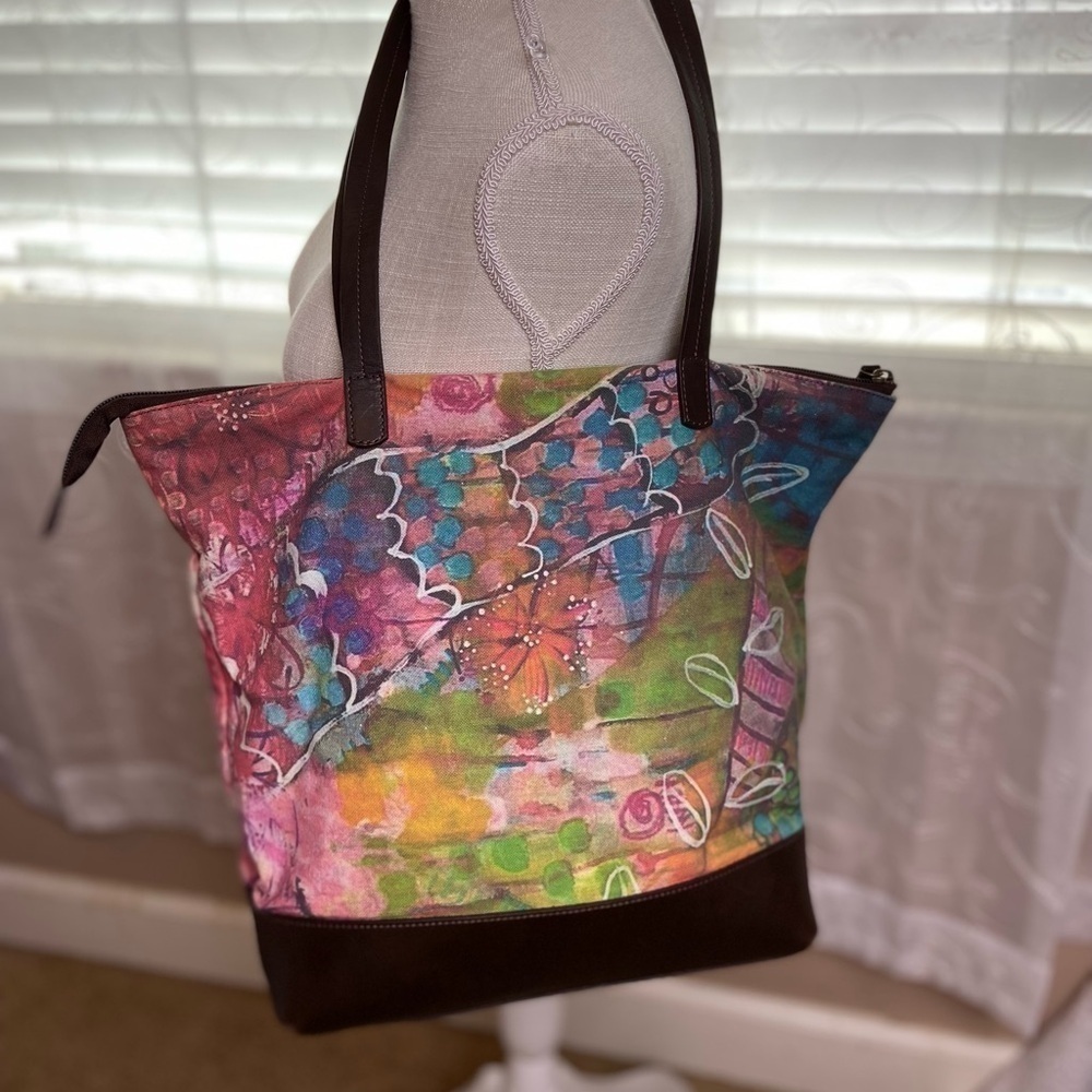 Vida Rae Bright Large Fabric/Leather Tote - Picture 3 of 13